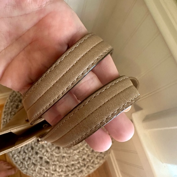 Coach Tan Leather Hampton Bag - Picture 11 of 12